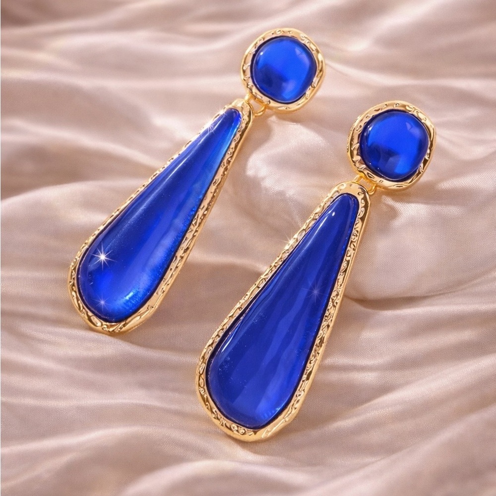 Baroque Gold Blue Resin Earrings